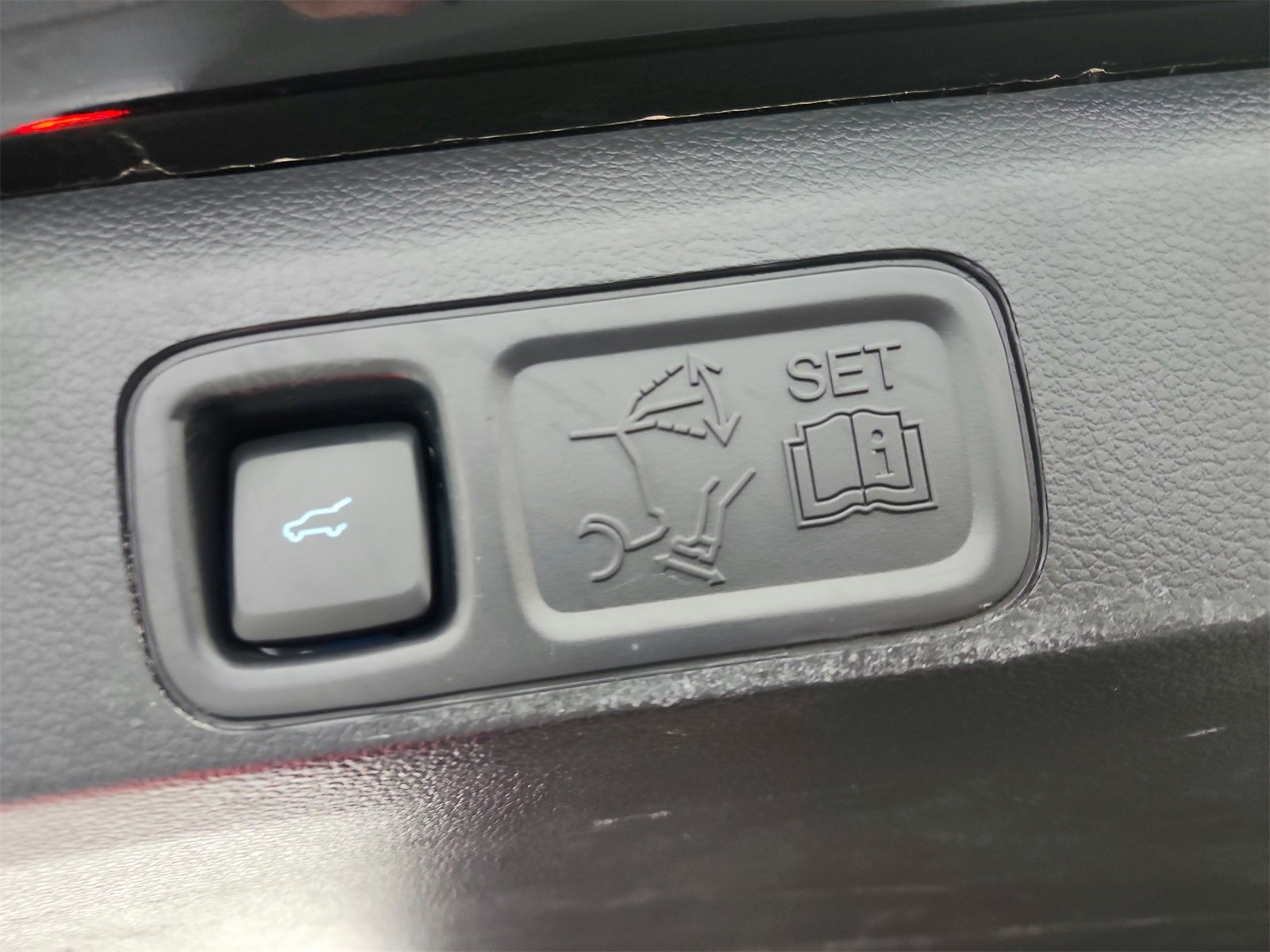 Used 2023 Ford Expedition Limited image 48