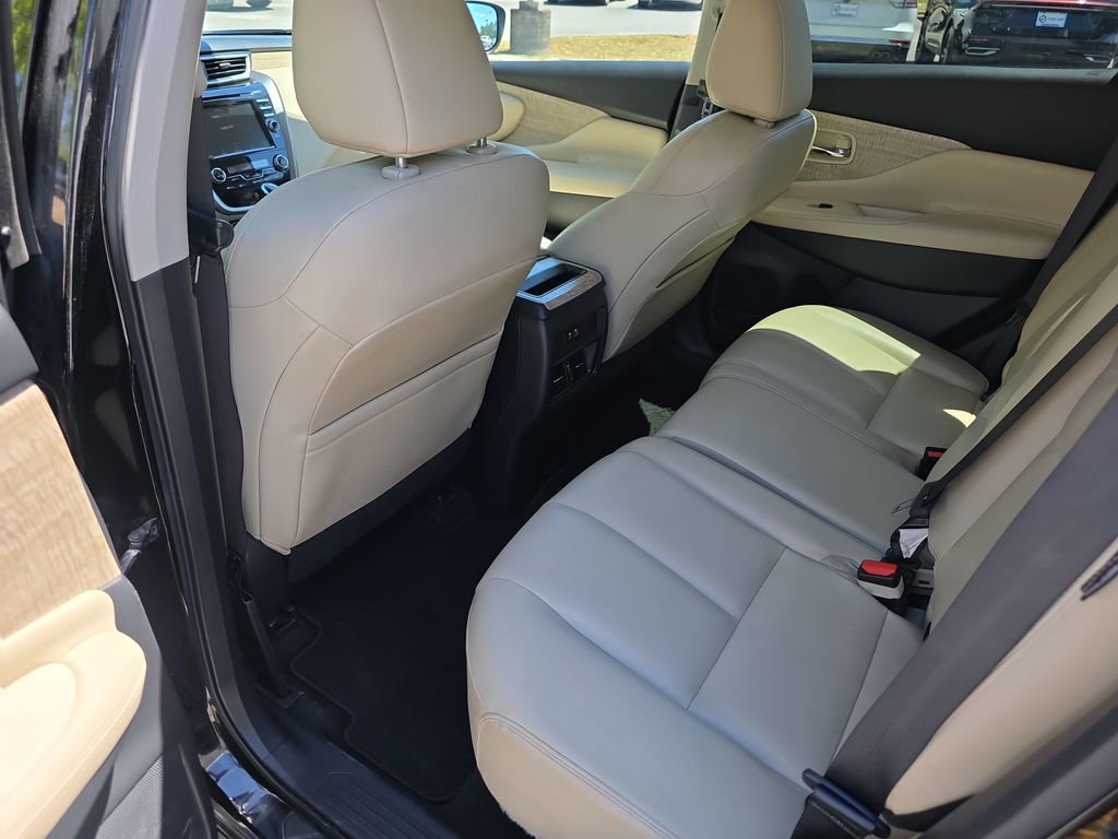 Used 2024 Nissan Murano SV image 30