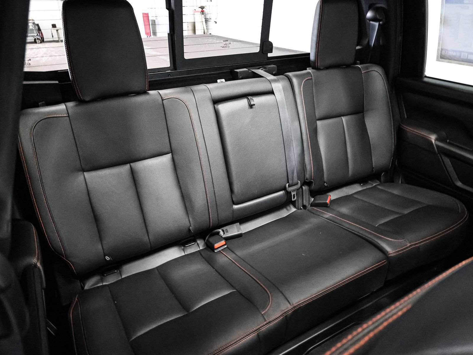 Used 2021 Nissan Titan PRO-4X w/ Pro-4x Convenience Package AWD/4WD image 23