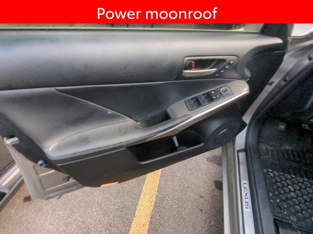 Used 2018 Lexus IS 350 AWD image 8