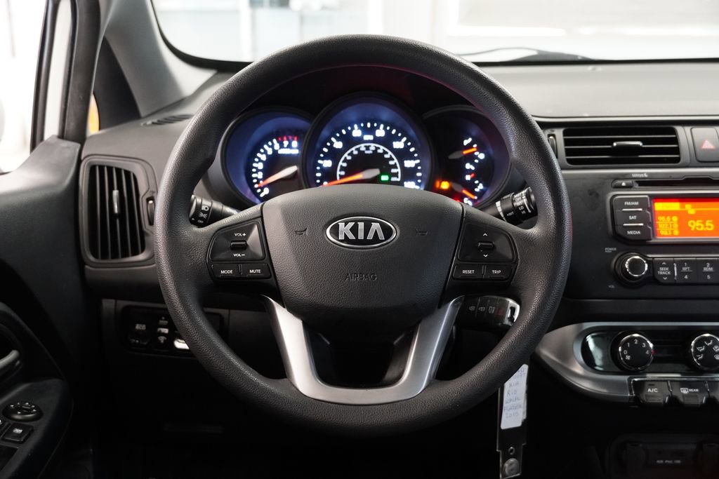 Used 2015 Kia Rio LX w/ Power Package image 9