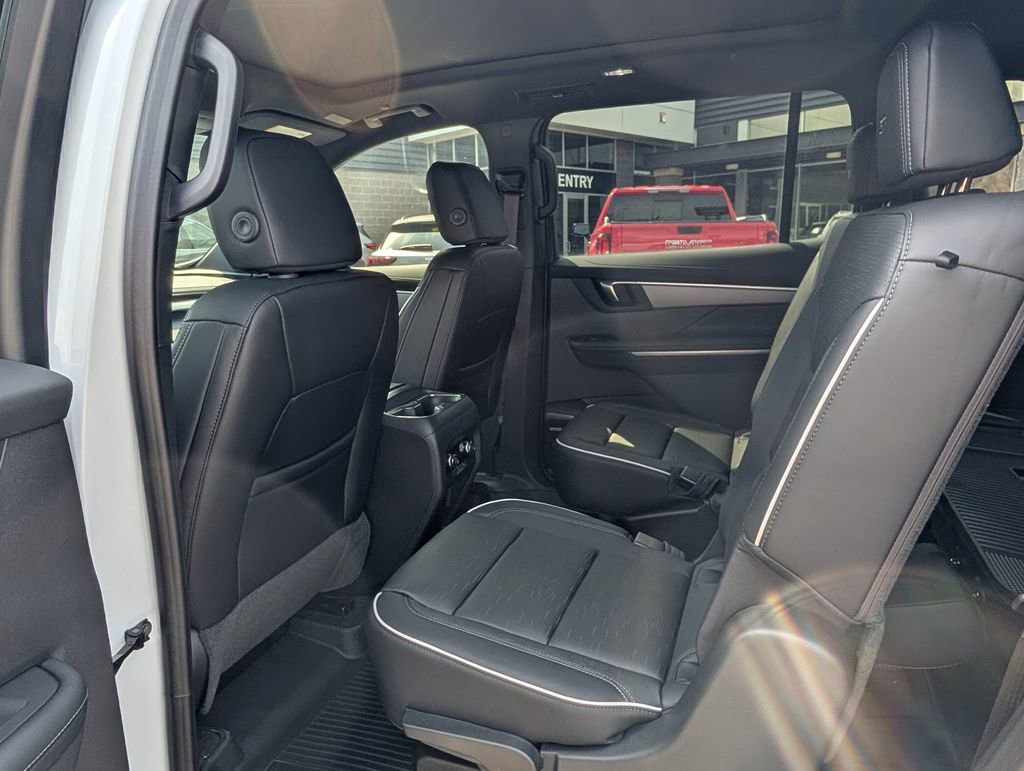 New 2026 Buick Enclave Sport Touring w/ Power Package AWD/4WD image 31