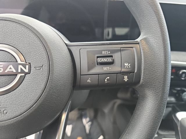 Used 2026 Nissan Kicks SV FWD image 18