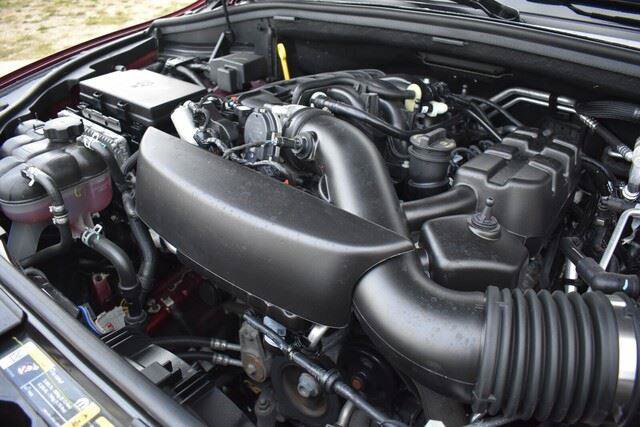 Used 2025 Dodge Durango GT AWD/4WD image 38