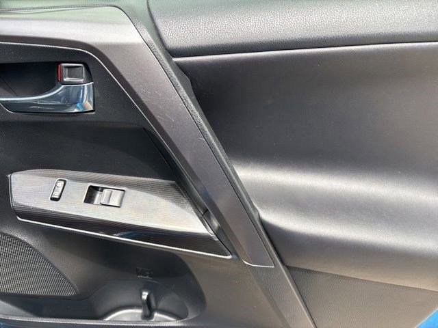 Used 2016 Toyota RAV4 SE AWD/4WD image 37
