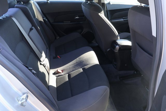 Used 2013 Chevrolet Cruze LT image 18