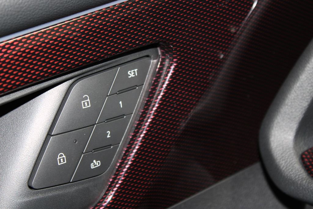 New 2026 Chevrolet Traverse RS w/ LPO, Floor Liner Package image 46