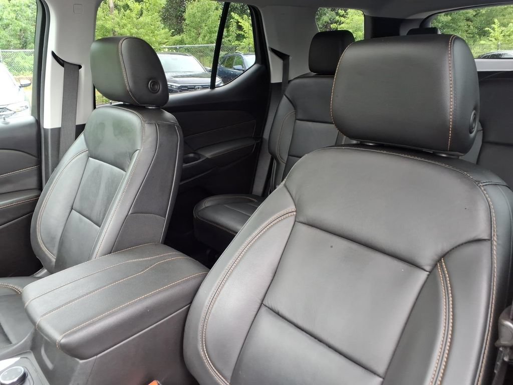 Used 2019 Chevrolet Traverse RS AWD/4WD image 12