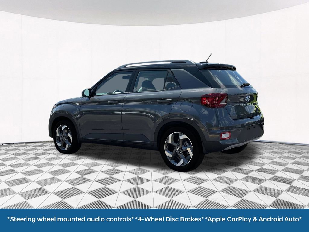 New 2025 Hyundai Venue Limited image 7
