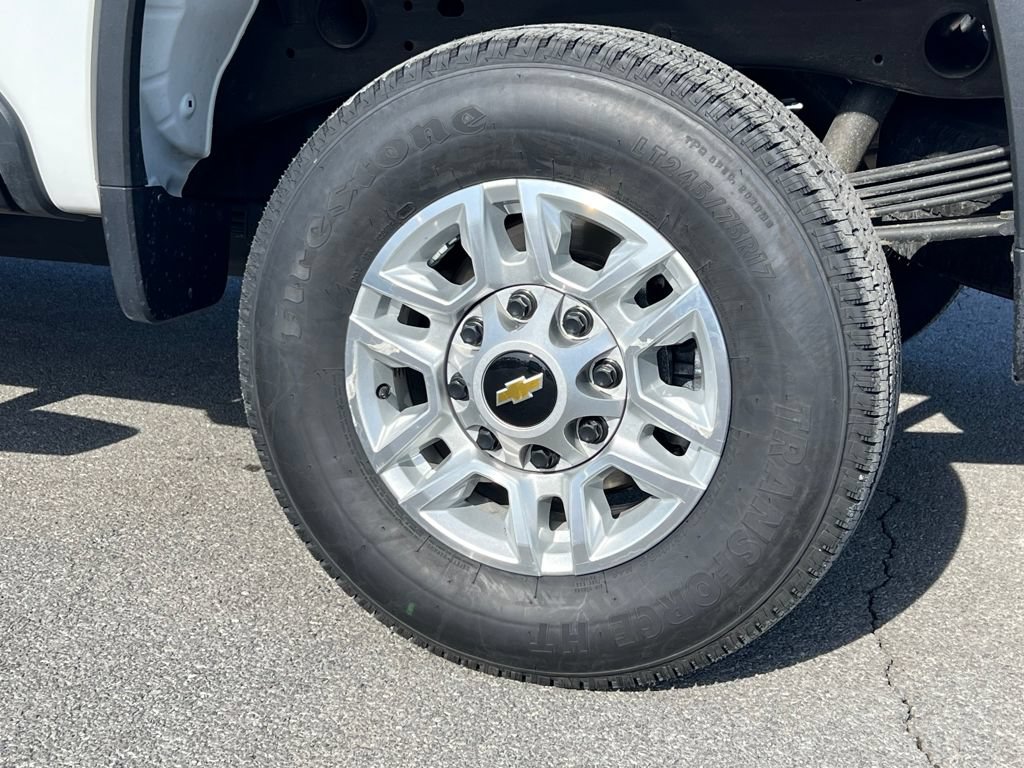 Used 2025 Chevrolet Silverado 2500 LT w/ Convenience Package AWD/4WD image 15