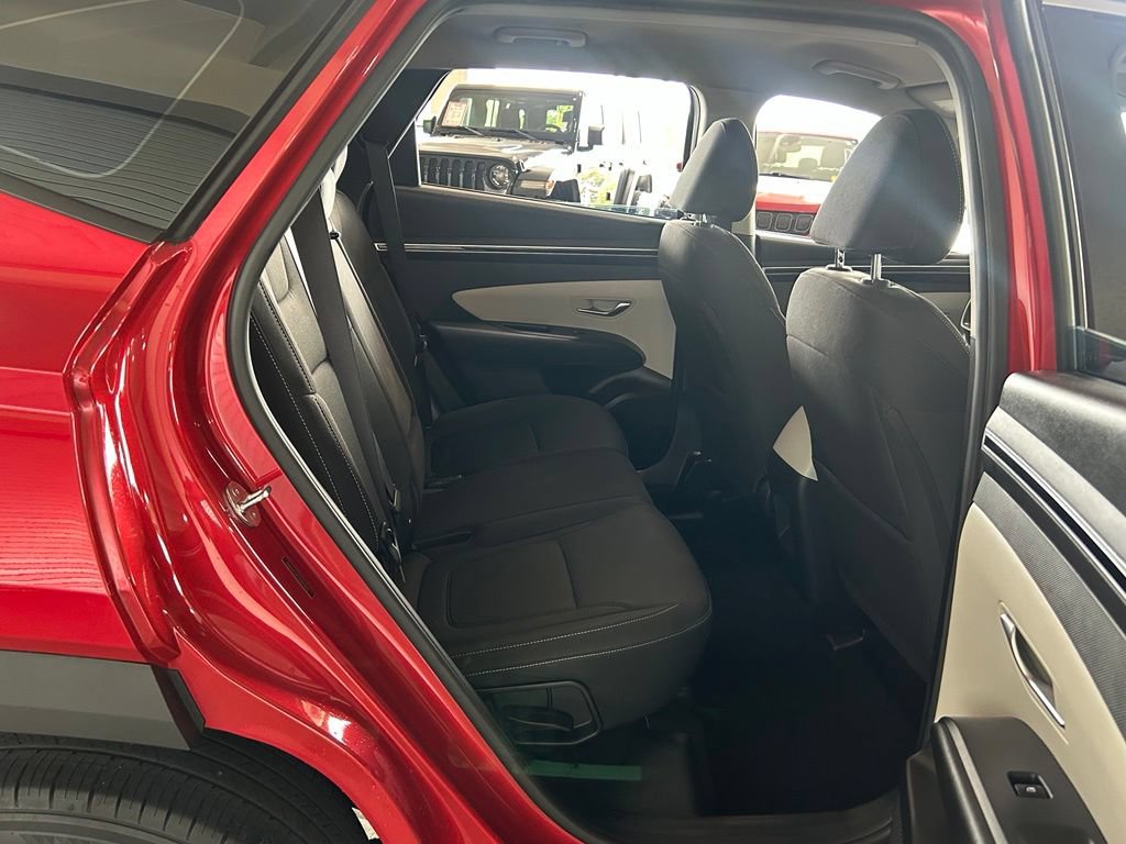 Used 2023 Hyundai Tucson SE FWD image 36