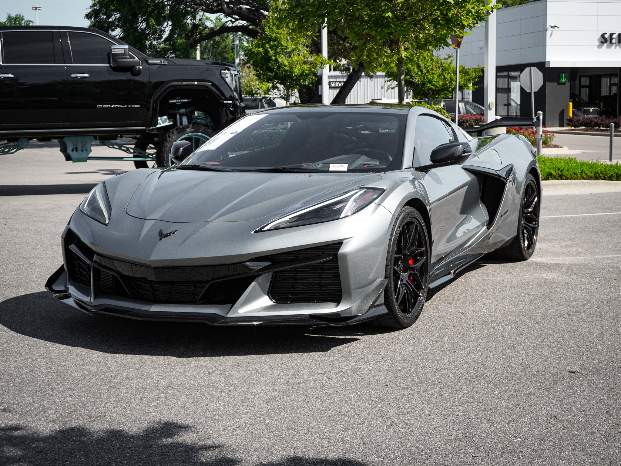 Used 2023 Chevrolet Corvette Z06 w/ Stealth Interior Trim Package RWD image 5