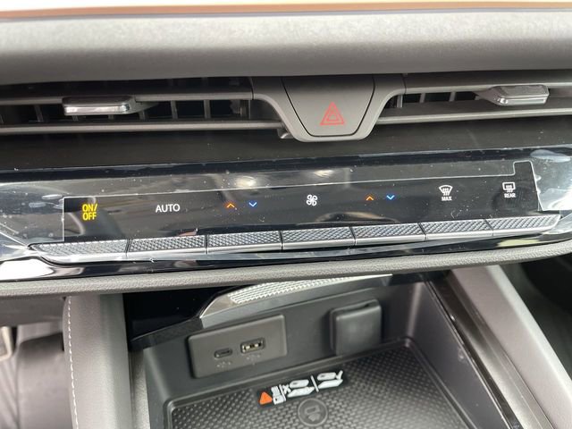 New 2026 Buick Envision Sport Touring image 19