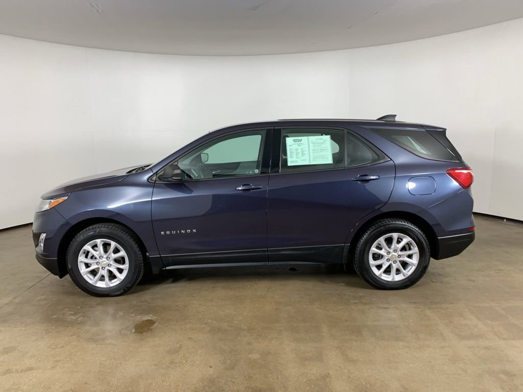 Used 2019 Chevrolet Equinox LS AWD/4WD image 16