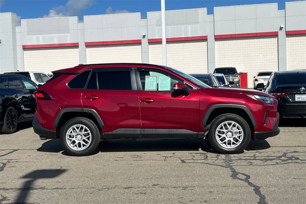 Used 2024 Toyota RAV4 LE image 3