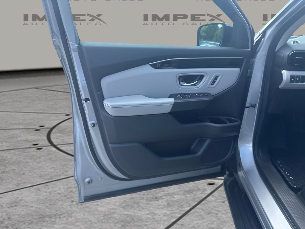 Used 2023 Honda Pilot EX-L image 18