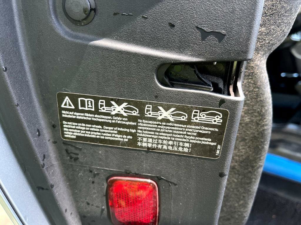 Used 2014 BMW i3 w/ Range Extender RWD image 11
