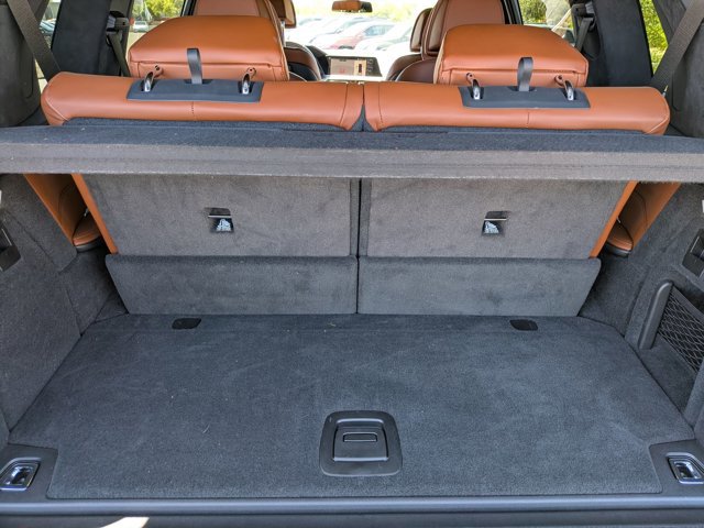 Used 2020 BMW X7 xDrive40i w/ M Sport Package image 6