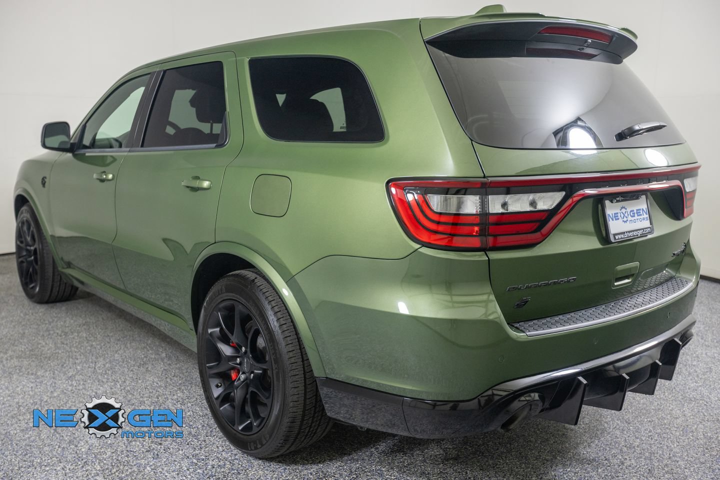 Used 2021 Dodge Durango SRT Hellcat w/ Premium Interior Group AWD/4WD image 6