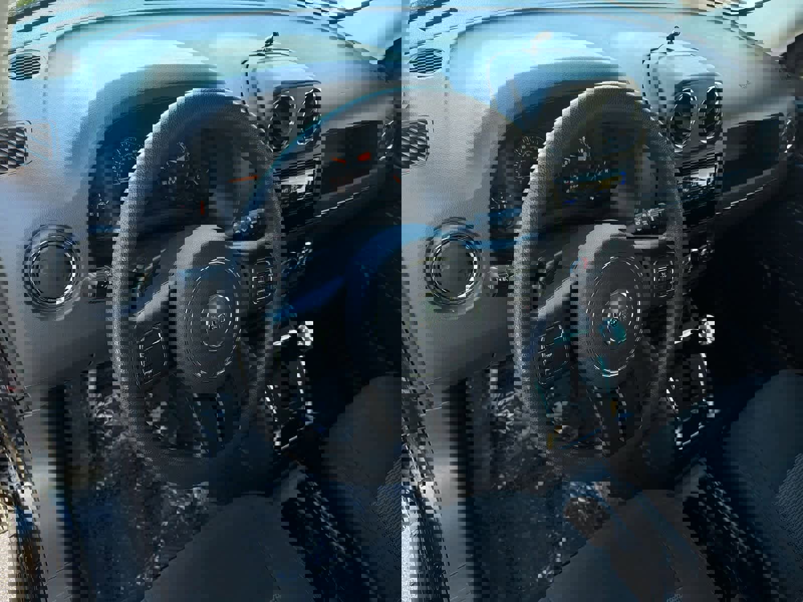 Used 2016 Jeep Patriot Sport image 10