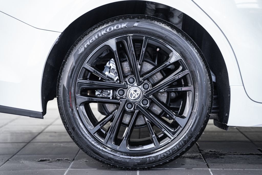 Used 2025 Toyota Camry SE image 15