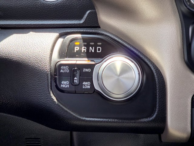 Used 2022 RAM 1500 Laramie AWD/4WD image 16