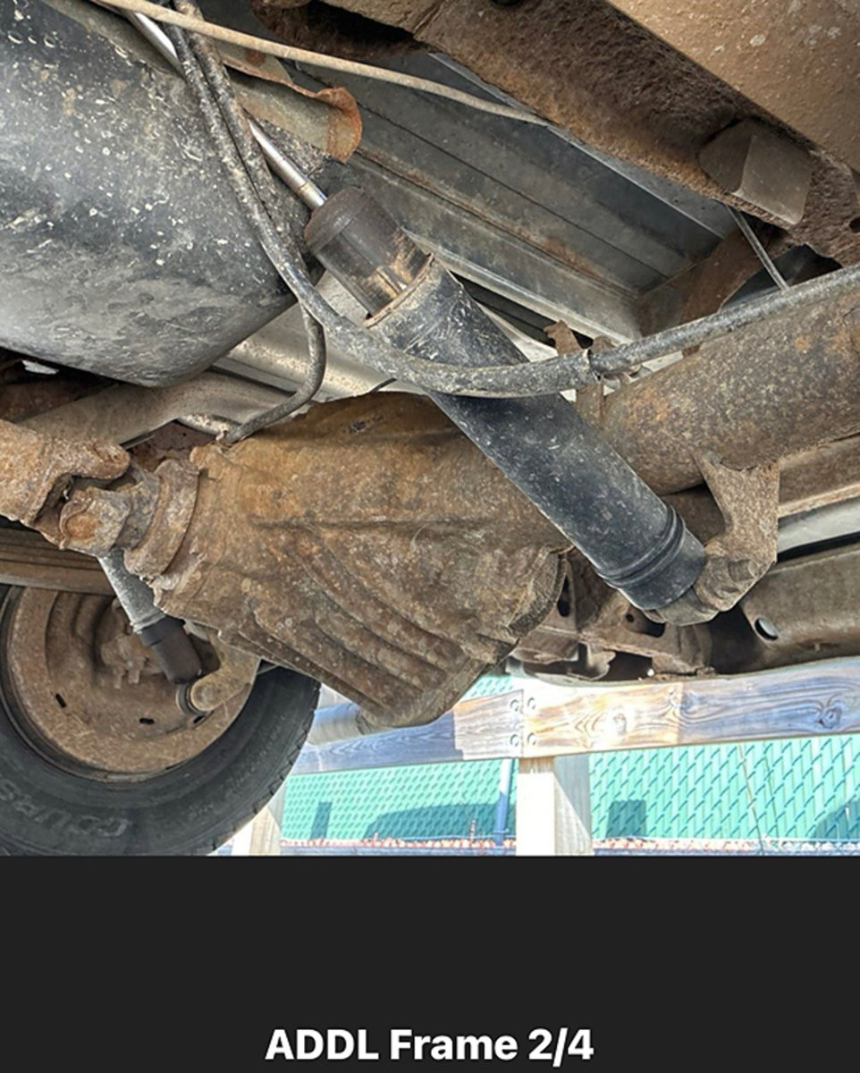 Used 1999 Chevrolet Express 3500 Extended RWD image 18
