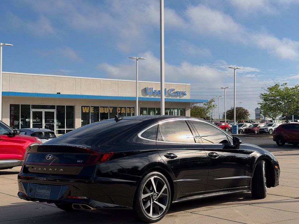 Used 2023 Hyundai Sonata SEL Plus w/ Preferred Accessory Package FWD image 5