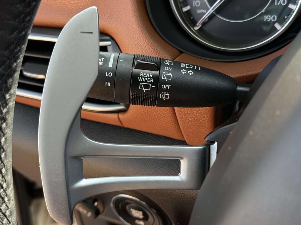 Used 2022 Maserati Levante Modena AWD/4WD image 23