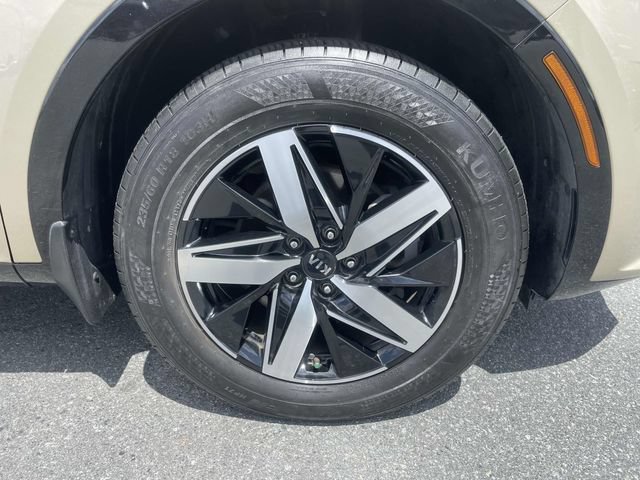 Used 2021 Kia Sorento S FWD image 12