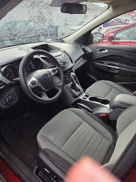 Used 2015 Ford Escape SE image 7