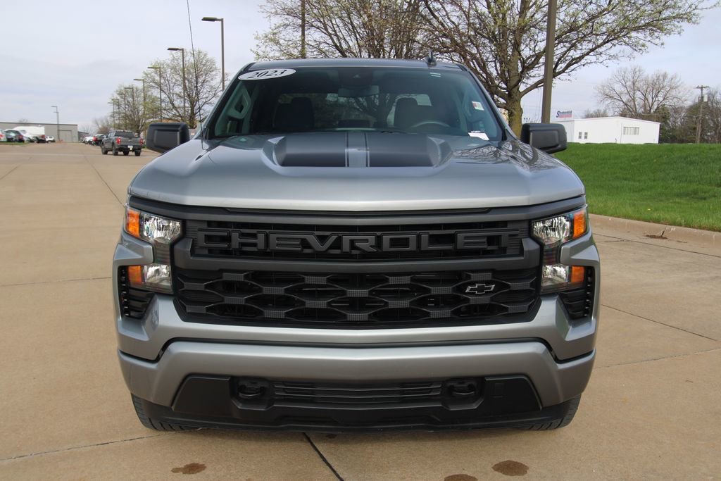 Used 2023 Chevrolet Silverado 1500 Custom w/ Rally Edition image 2