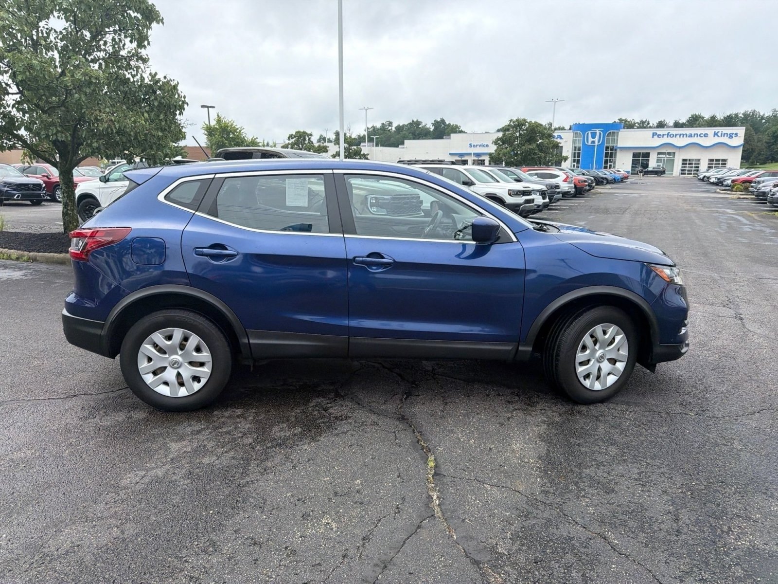 Used 2020 Nissan Rogue Sport S AWD/4WD image 2