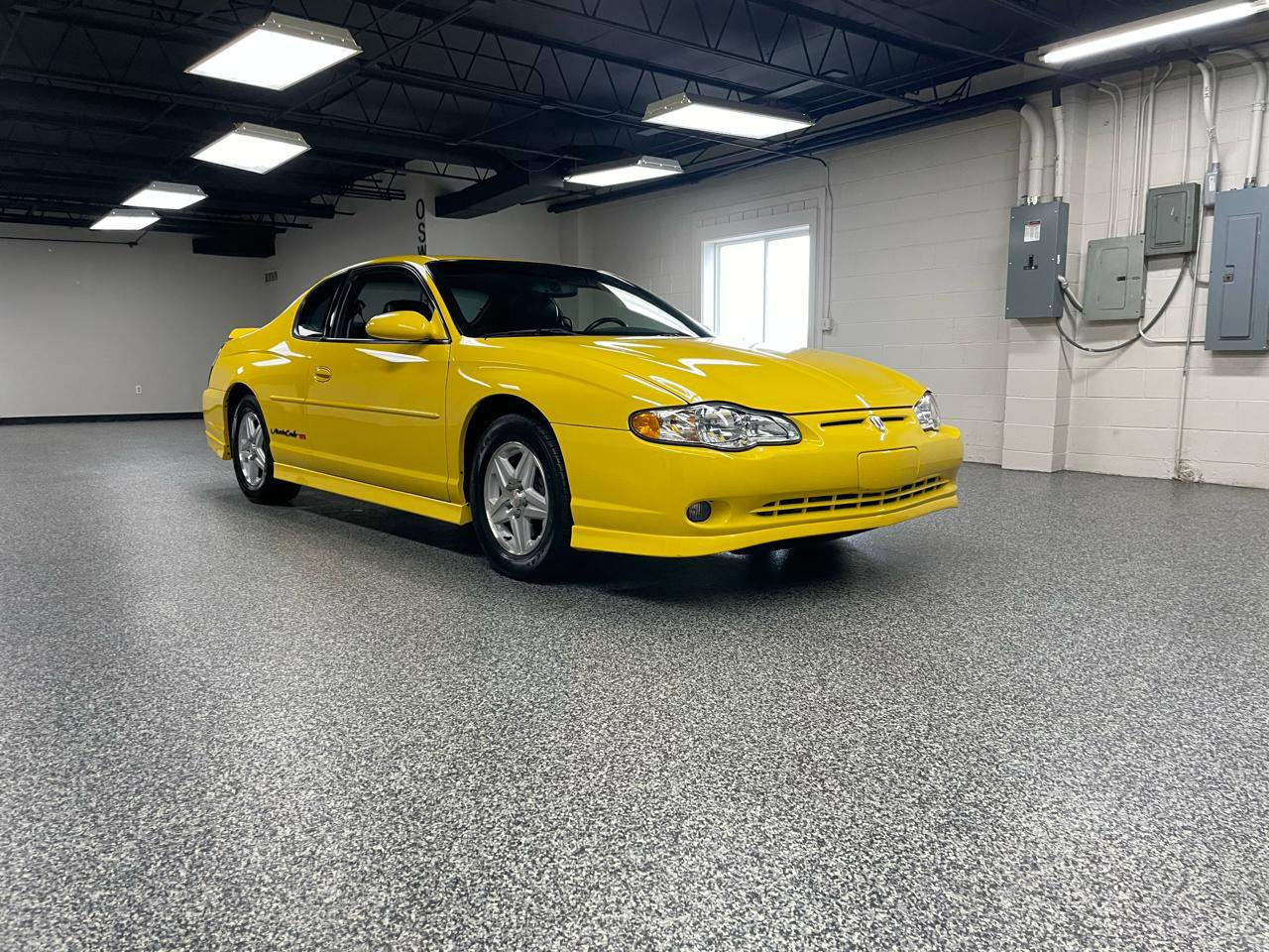 Used 2003 Chevrolet Monte Carlo SS image 4