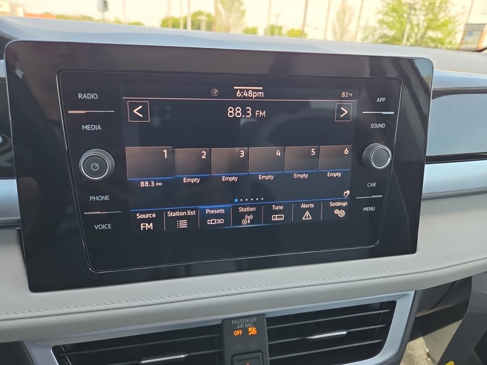 New 2026 Volkswagen Taos SE FWD image 33