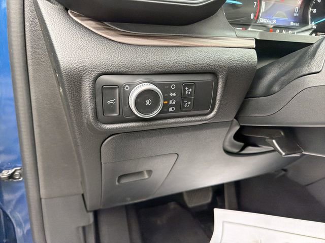 Used 2022 Ford Explorer Limited image 18