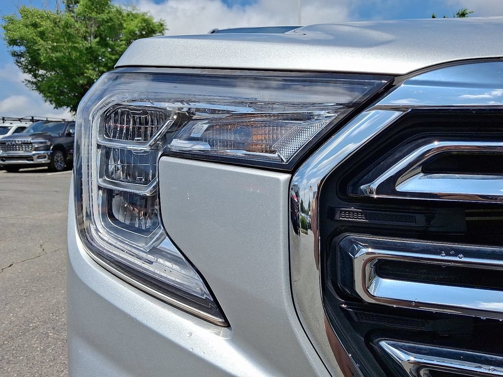 Used 2022 GMC Terrain SLT FWD image 9