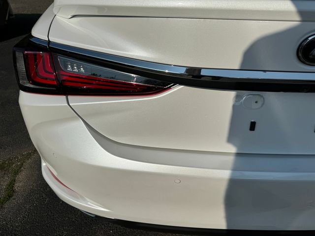 New 2025 Lexus ES 350 w/ Premium Package image 13