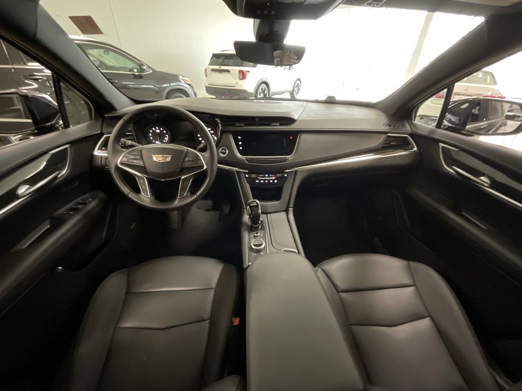 Used 2021 Cadillac XT5 Premium Luxury image 9