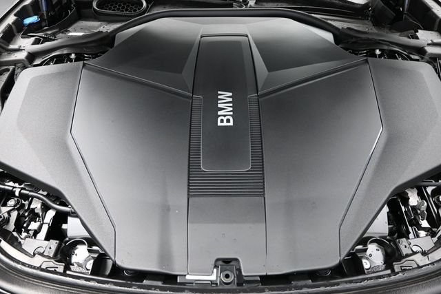 New 2026 BMW i7 xDrive60 AWD/4WD image 24