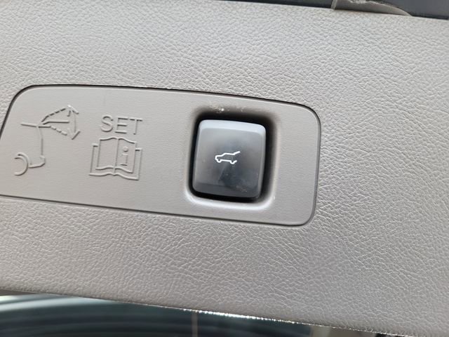 Used 2021 Lincoln Corsair Reserve w/ Equipment Group 201A image 28