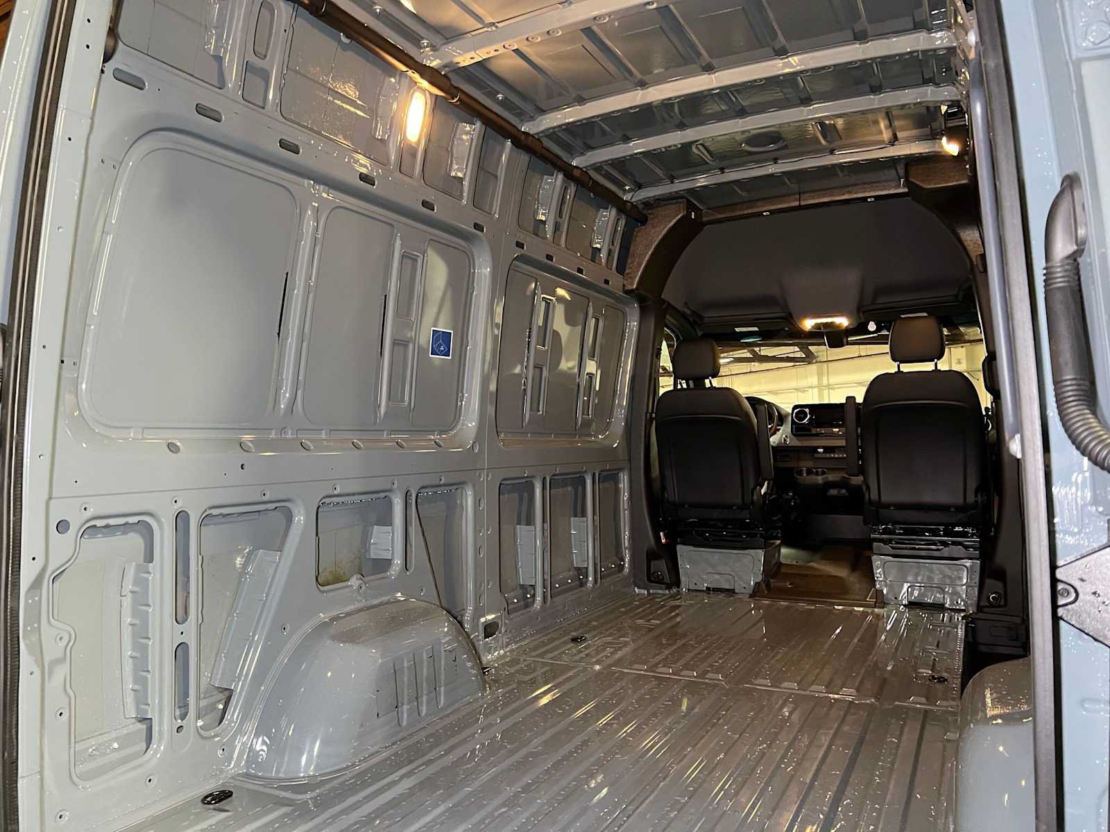 Used 2026 Mercedes-Benz Sprinter 2500 image 19