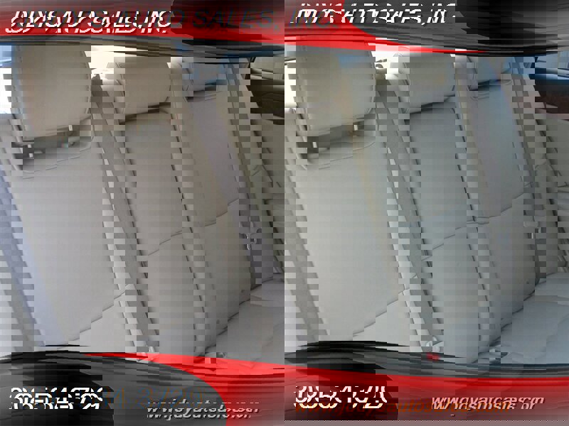 Used 2011 Toyota Avalon Limited image 28