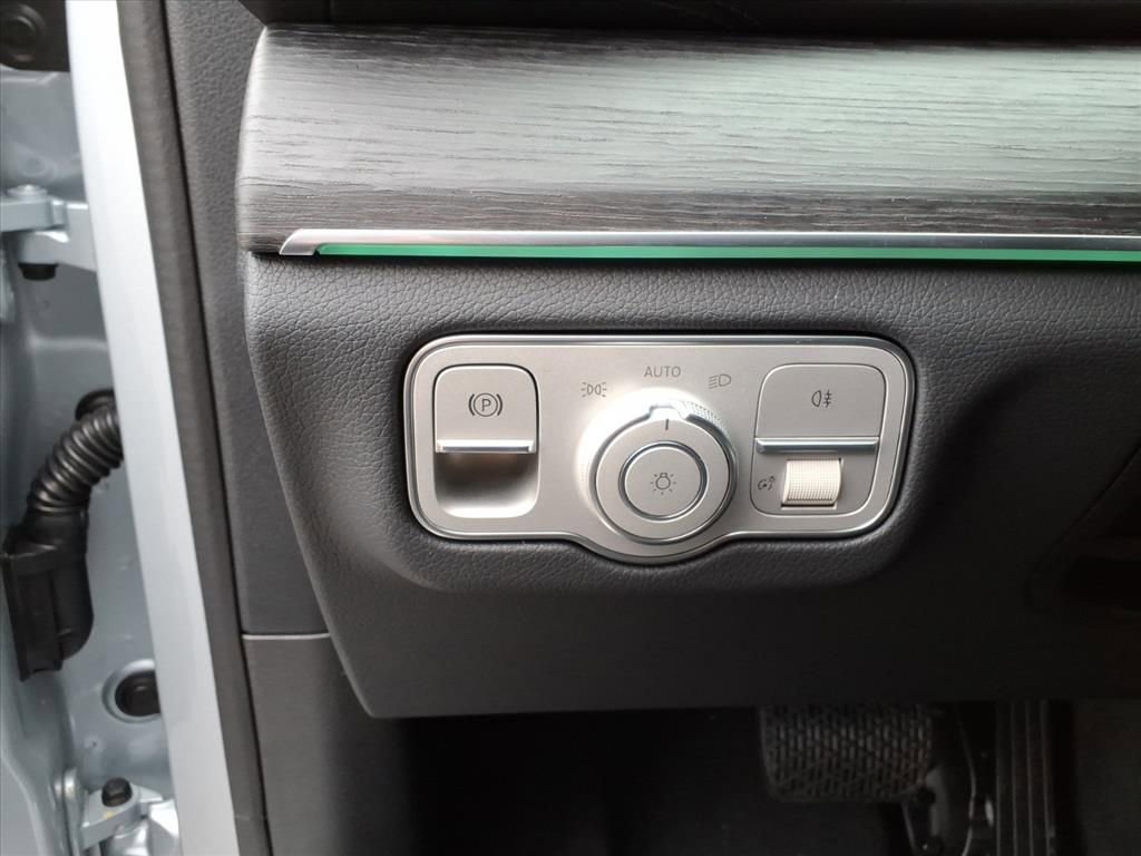 New 2026 Mercedes-Benz GLE 350 4MATIC image 17