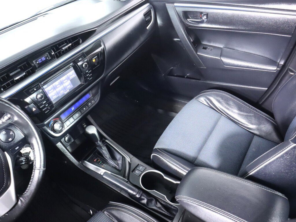 Used 2016 Toyota Corolla S FWD image 29