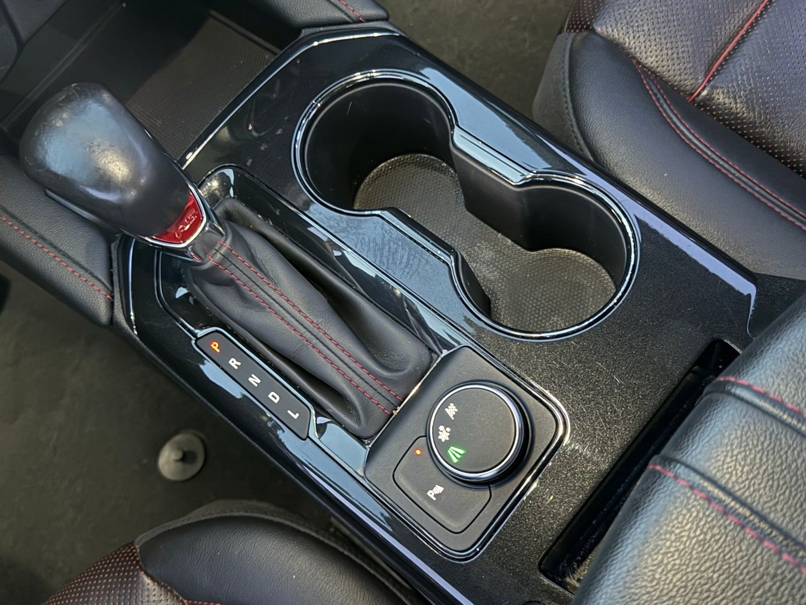 Used 2019 Chevrolet Blazer RS w/ Sun and Wheels Package image 23