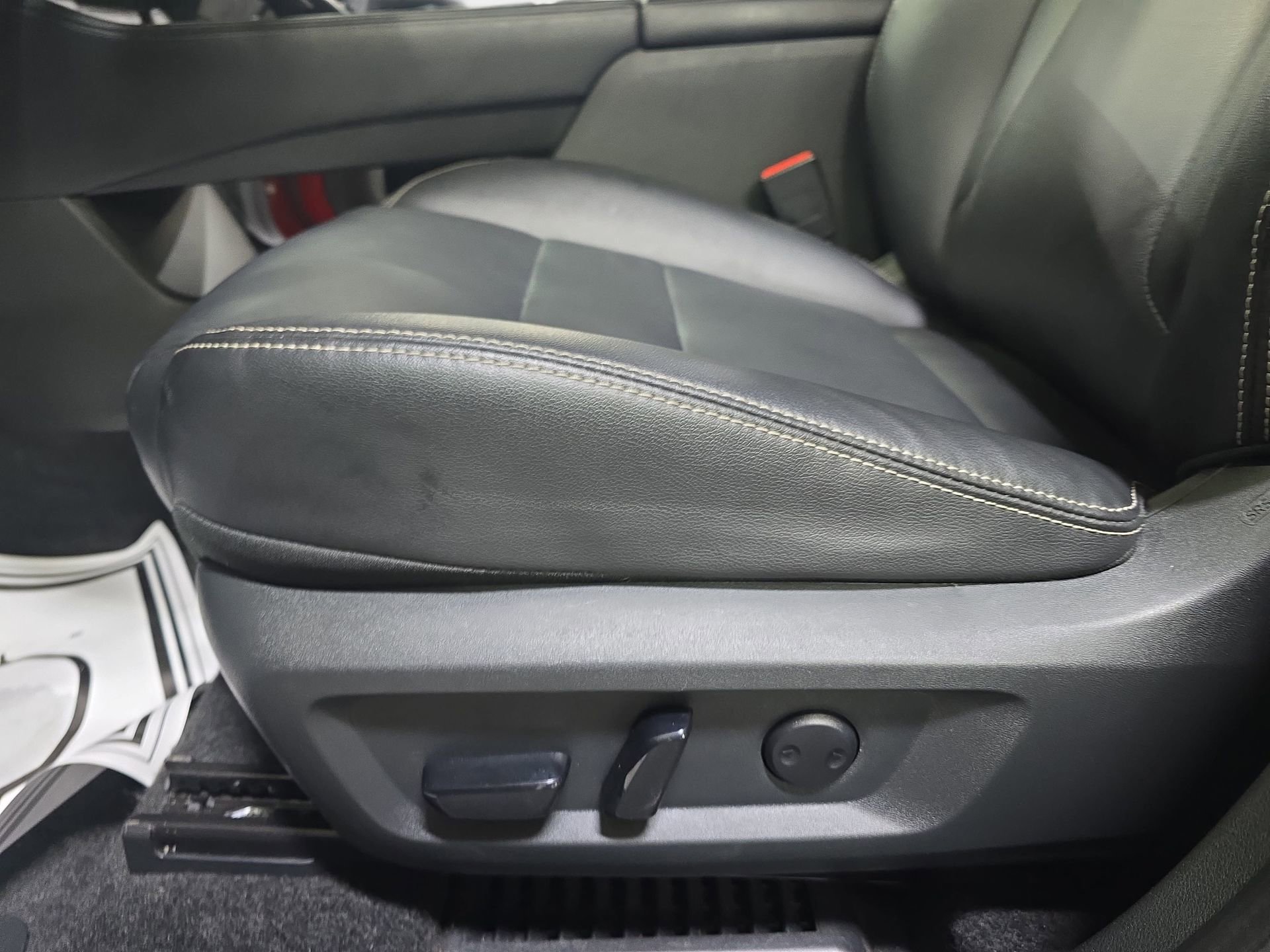 Used 2023 Nissan Rogue SL w/ SL Premium Package FWD image 28