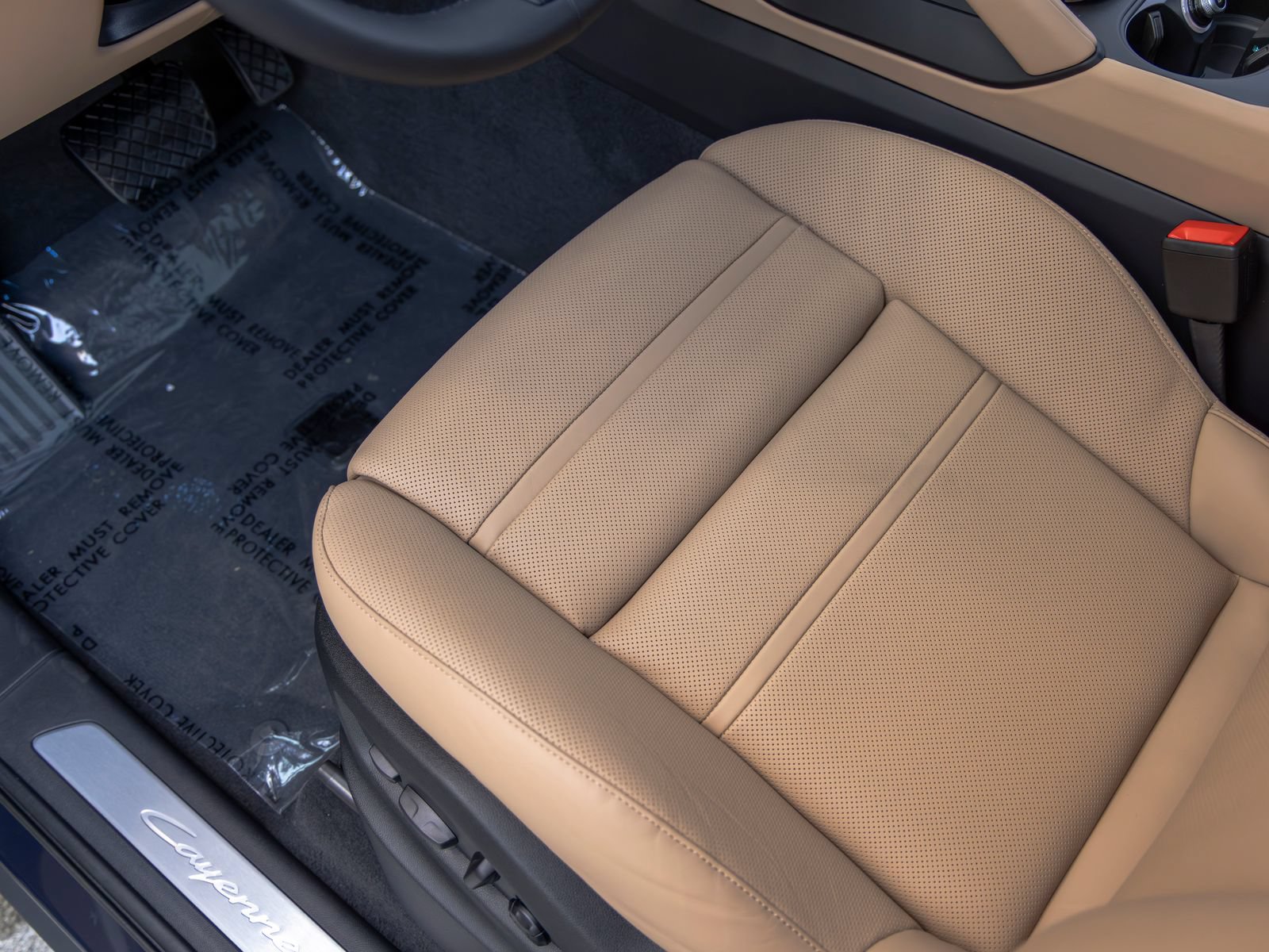 New 2026 Porsche Cayenne Coupe AWD/4WD image 30