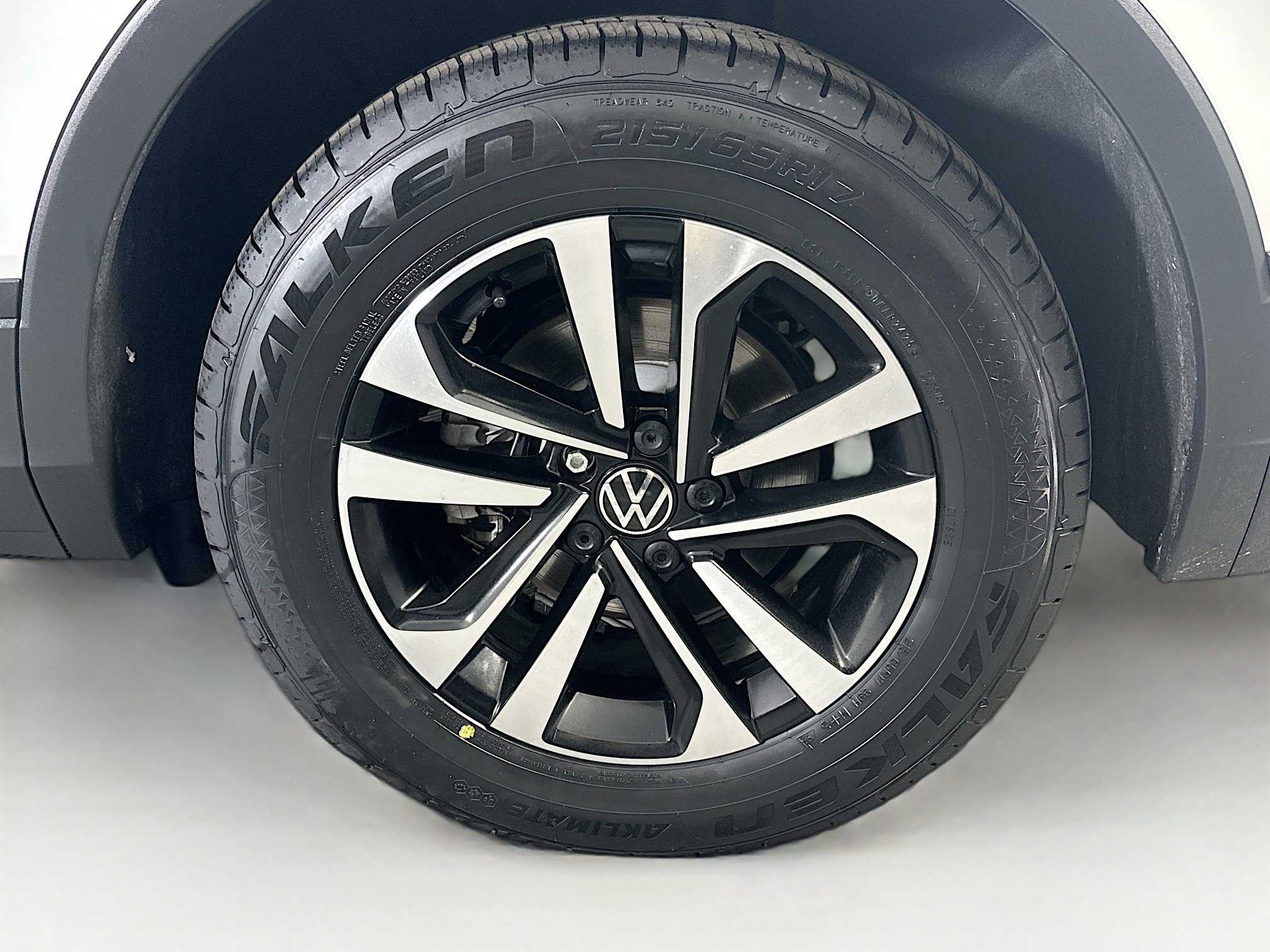Used 2024 Volkswagen Tiguan S w/ MDO Package, Three-Row FWD image 11