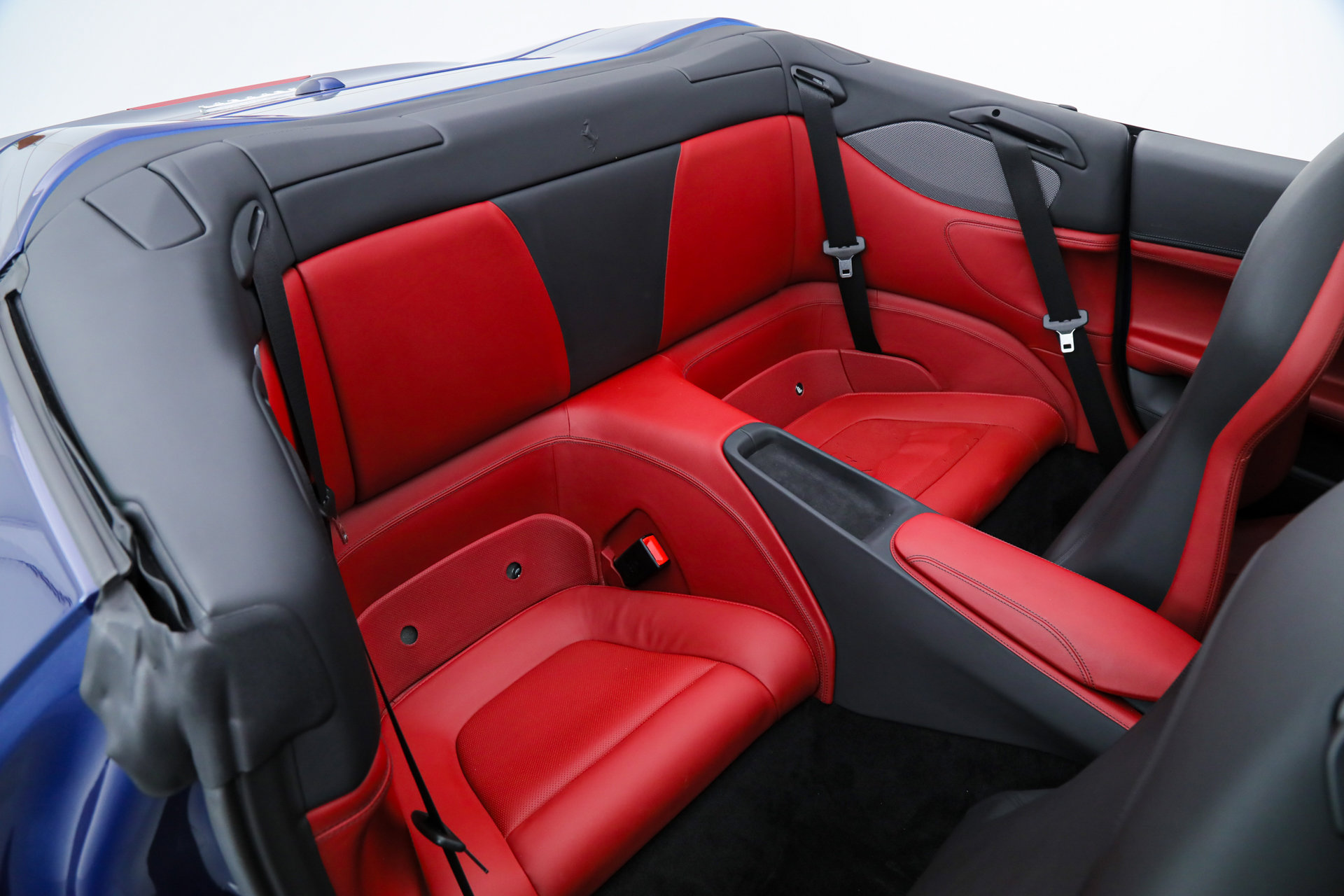 Certified 2019 Ferrari Portofino image 33